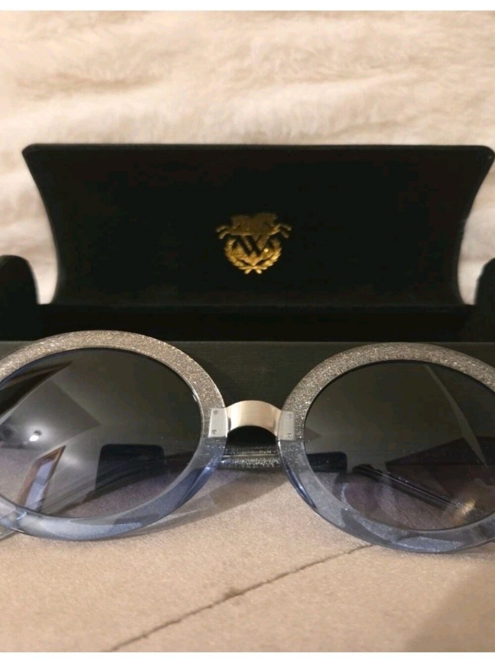 Wildfox Malibu Glitter Round Sunglasses - Silver Glitter & Blue Gradient - Picture 4 of 16